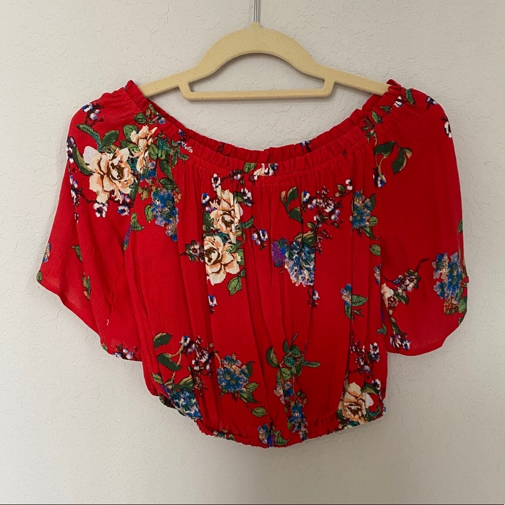 Red floral crop top